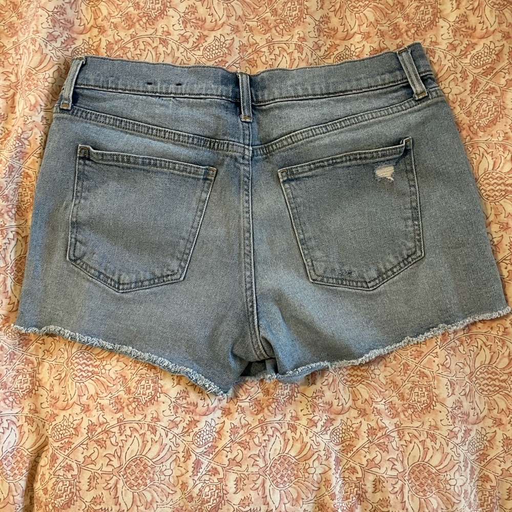 Gap Denim Shorts - Picture 3 of 4